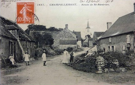 Champallement Route de Saint Révérien