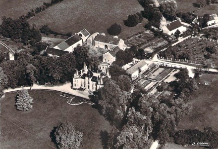 Chaulgnes Château du Tremblay vue aérienne