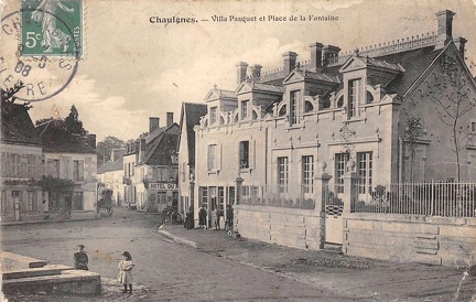 Chaulgnes Villa Pasquet et place de la fontaine