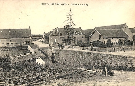 Chevannes Changy Route de Varzy