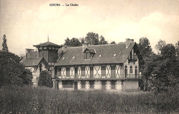 Cours Chalet