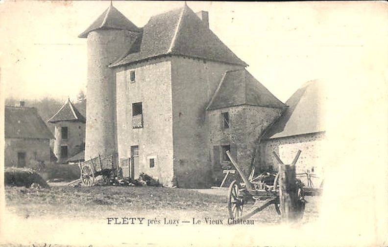 Fléty_Vieux château.jpg