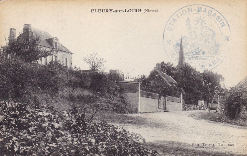 Fleury sur Loire_Coin du village.jpg