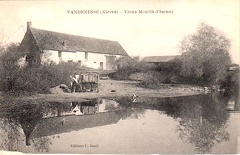 Isenay vieux moulin