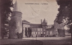 Vandenesse Château