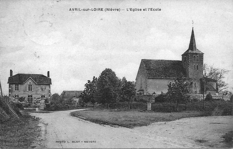 Avril sur Loire église3