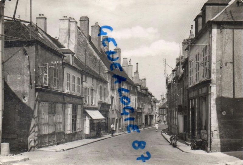 Corbigny Rue principale