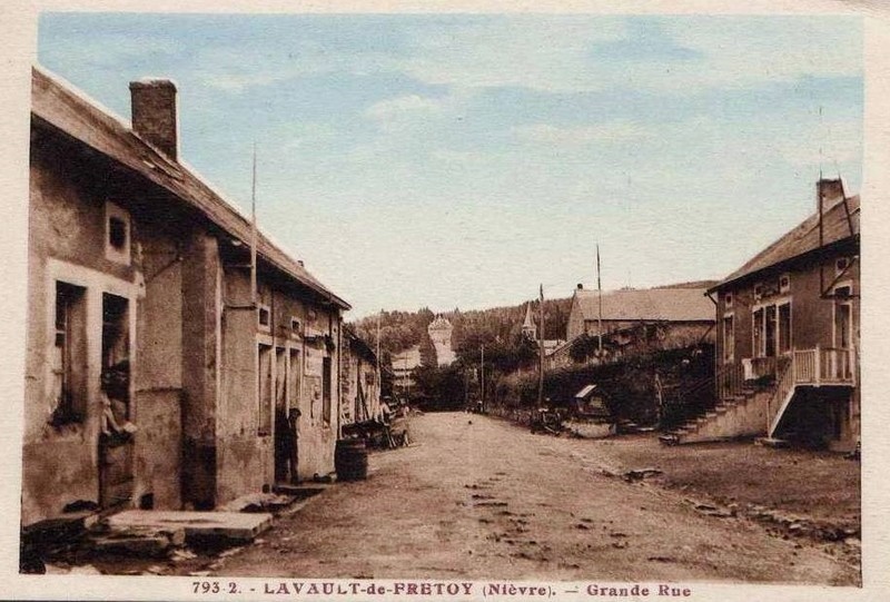 Lavault de Frétoy grande rue