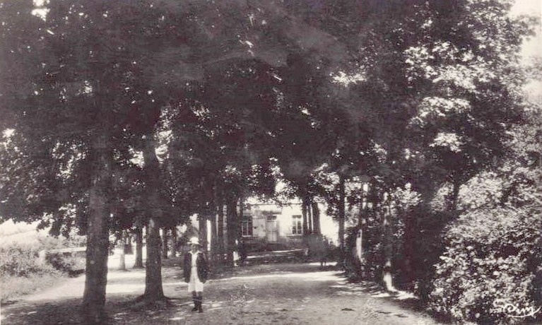 Villapourçon avenue de la Mairie