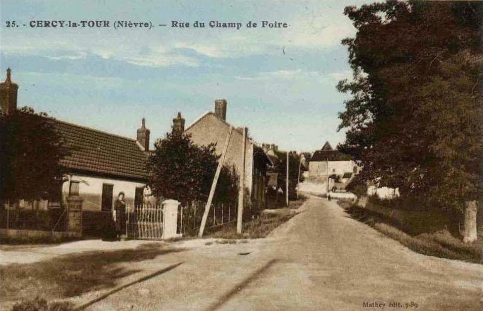 Cercy la Tour Rue du champ de foire1